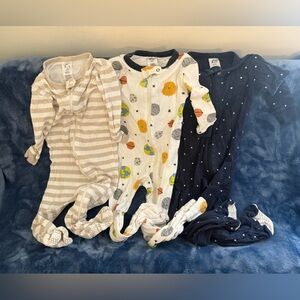 Gerber 3 piece 18 month Pajama sleepers - Striped and Space Patterns